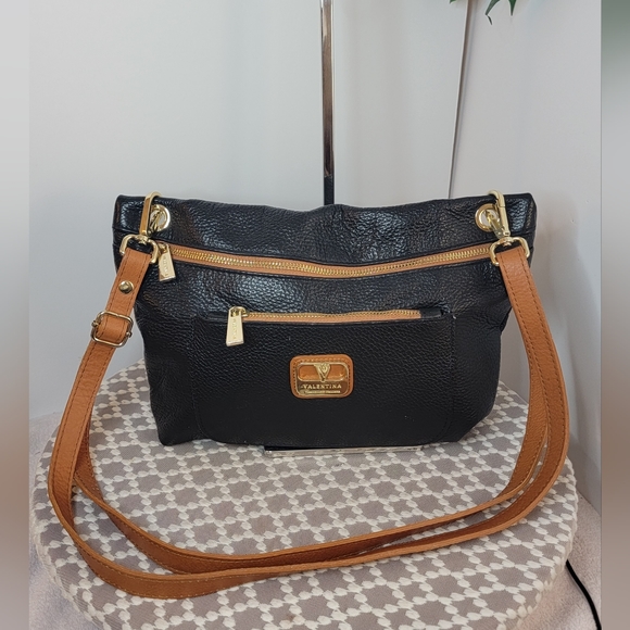 ♥️ EUC Valentina Pebble Crossbody bag - Picture 4 of 10